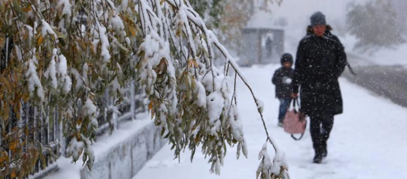 Έπεσαν τα πρώτα χιόνια της σεζόν στη νότια Ρωσία (βίντεο)